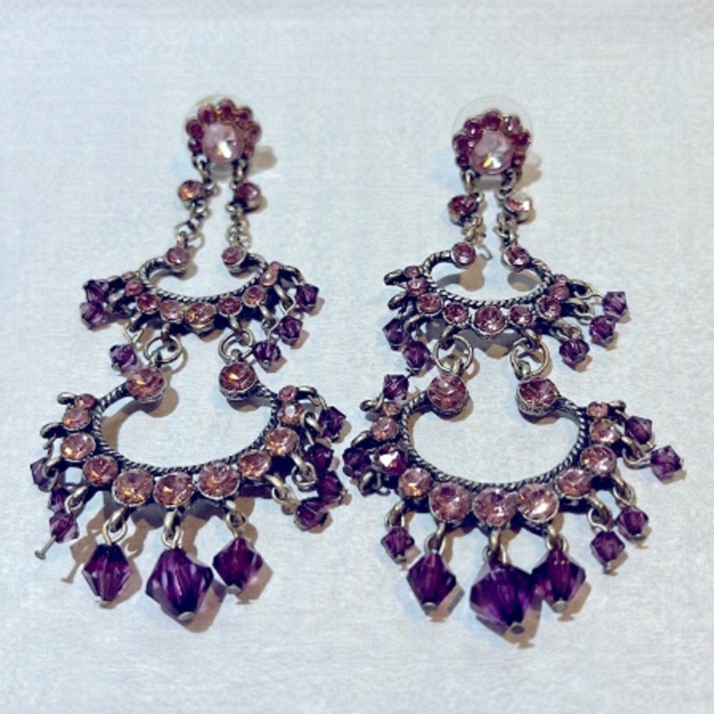 Pink and purple rhinestone costume, jewellery earrings